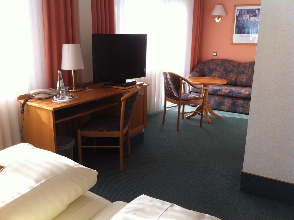 Knüllhotel Tann-Eck Knüllwald Habitación foto